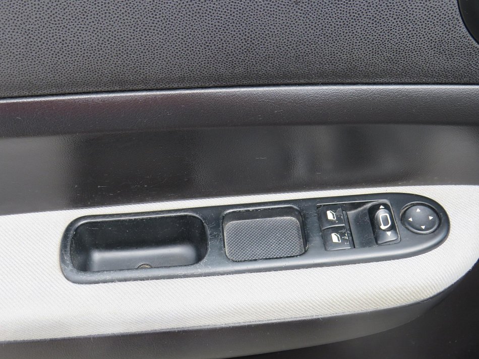 Peugeot 307 1.6i 