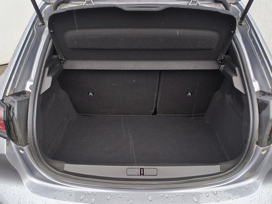 Peugeot 208 1.2PT Style