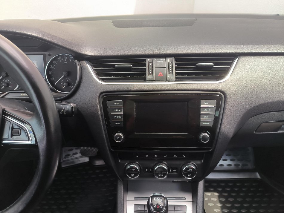 Škoda Octavia III 1.8 TSi Elegance 4x4