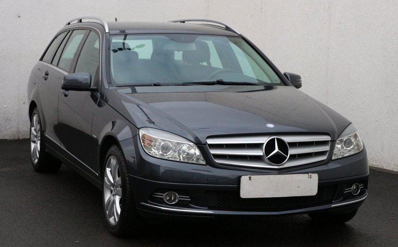 Mercedes-Benz Třída C 3.0 CDi  4Mat