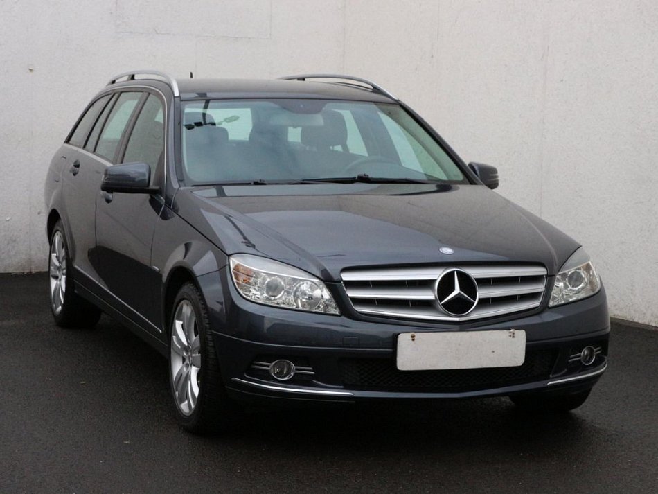 Mercedes-Benz Třída C 3.0 CDi  4Mat