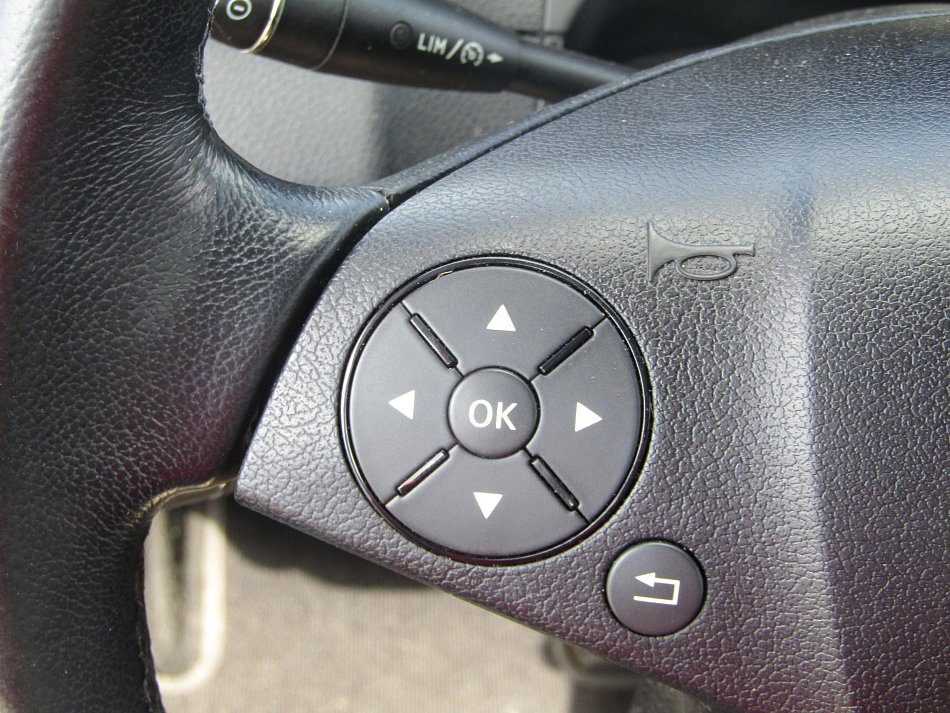 Mercedes-Benz Třída C 3.0 CDi  4MATIC