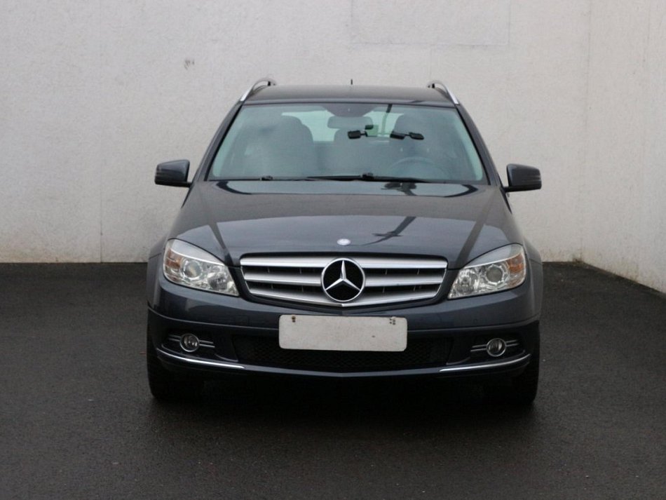 Mercedes-Benz Třída C 3.0 CDi  4Mat
