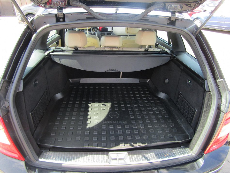 Mercedes-Benz Třída C 3.0 CDi  4MATIC