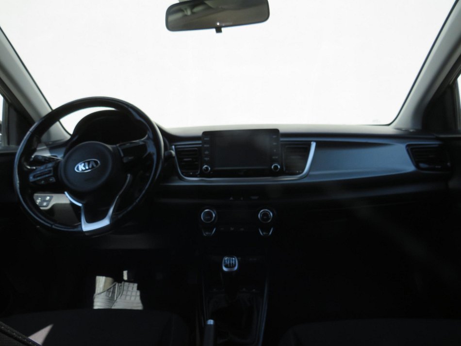 Kia Rio 1.4i 