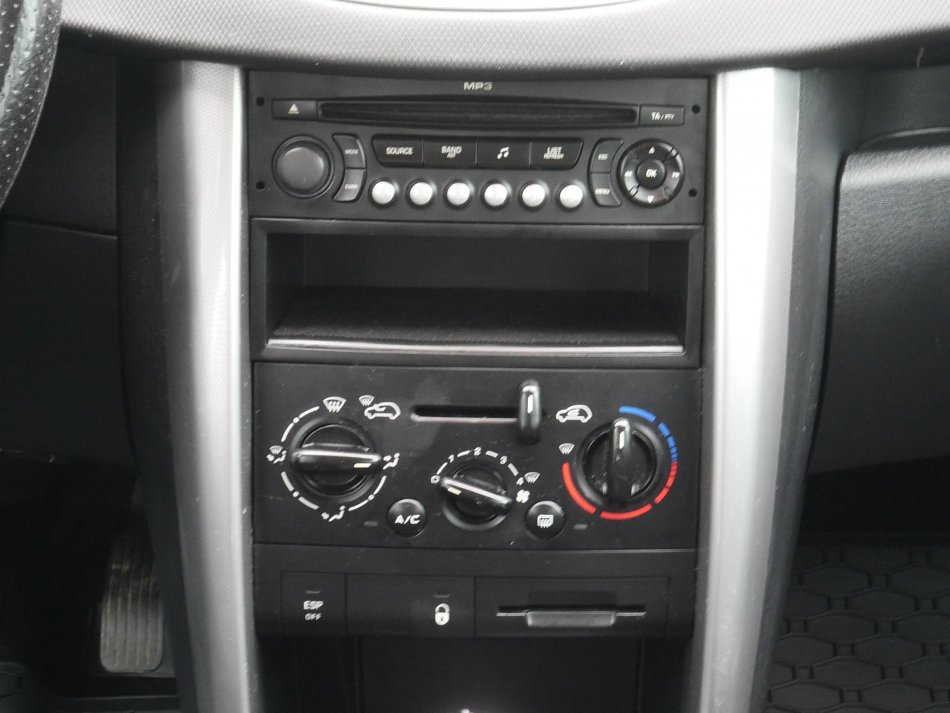 Peugeot 207 1.4i 