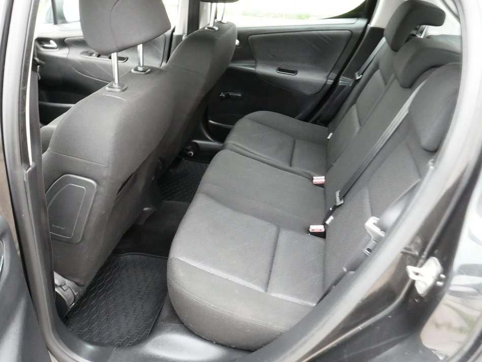 Peugeot 207 1.4i 