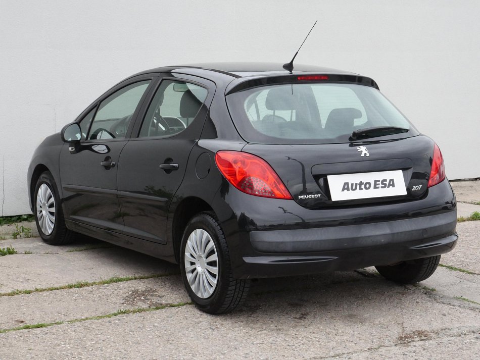 Peugeot 207 1.4i 