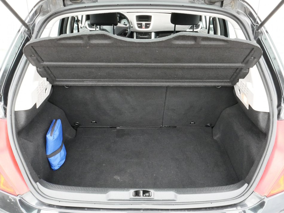 Peugeot 207 1.4i 
