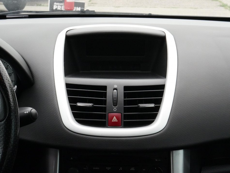 Peugeot 207 1.4i 