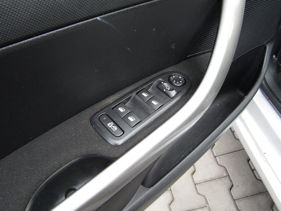 Peugeot 308 1.6 HDi  SW