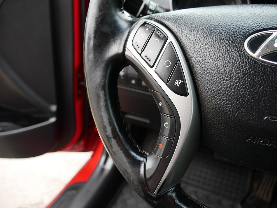 Hyundai I30 1.6 i 