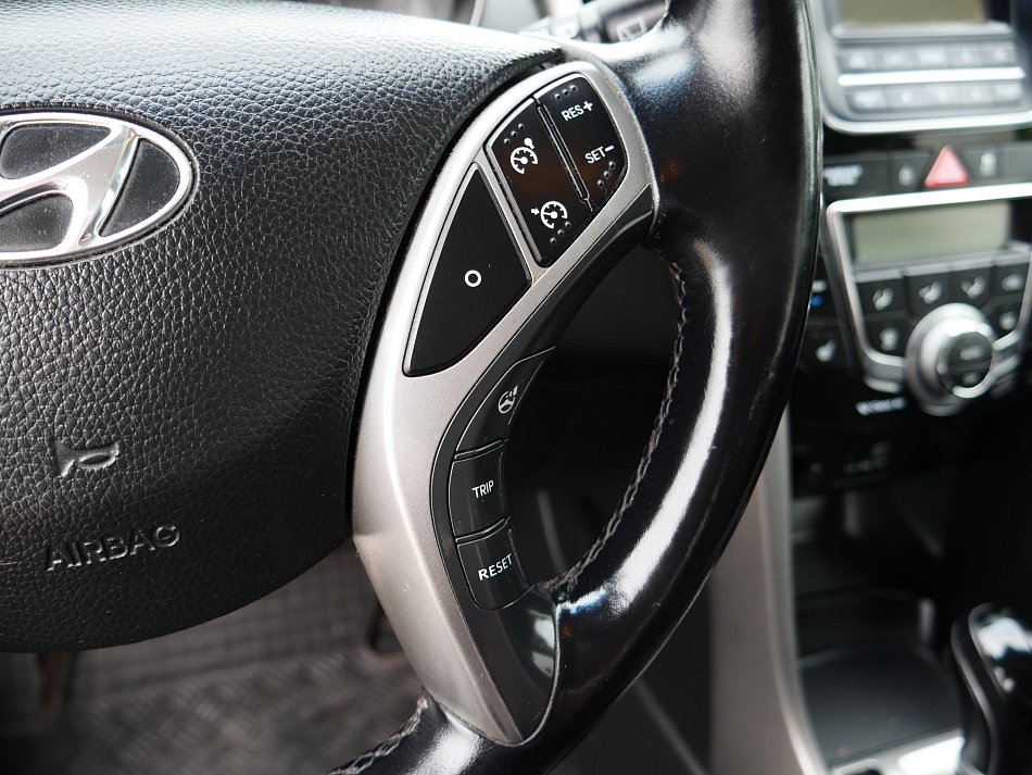 Hyundai I30 1.6 i 