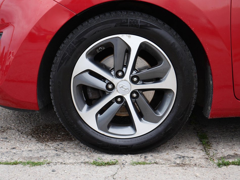 Hyundai I30 1.6 i 