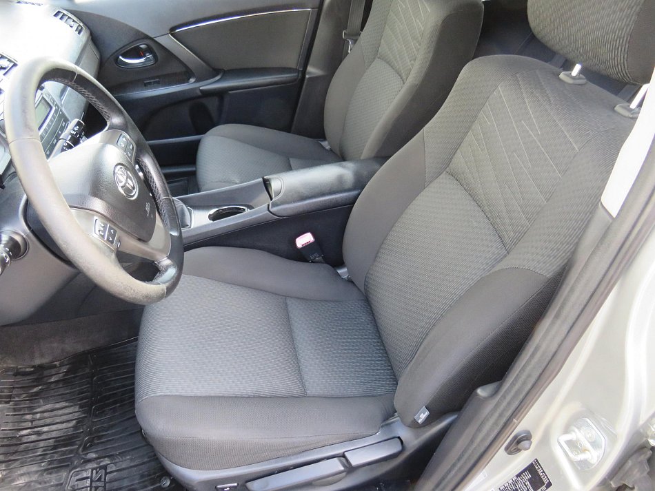 Toyota Avensis 2.0D-4D 