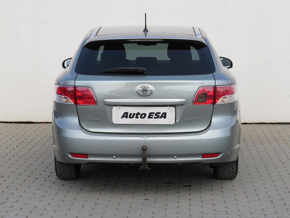 Toyota Avensis 2.0D-4D 
