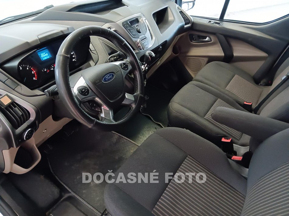 Ford Transit Custom 2.2TDCi Trend L2 6míst