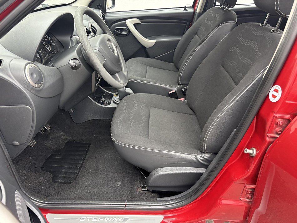 Dacia Sandero 1.6 i Stepway