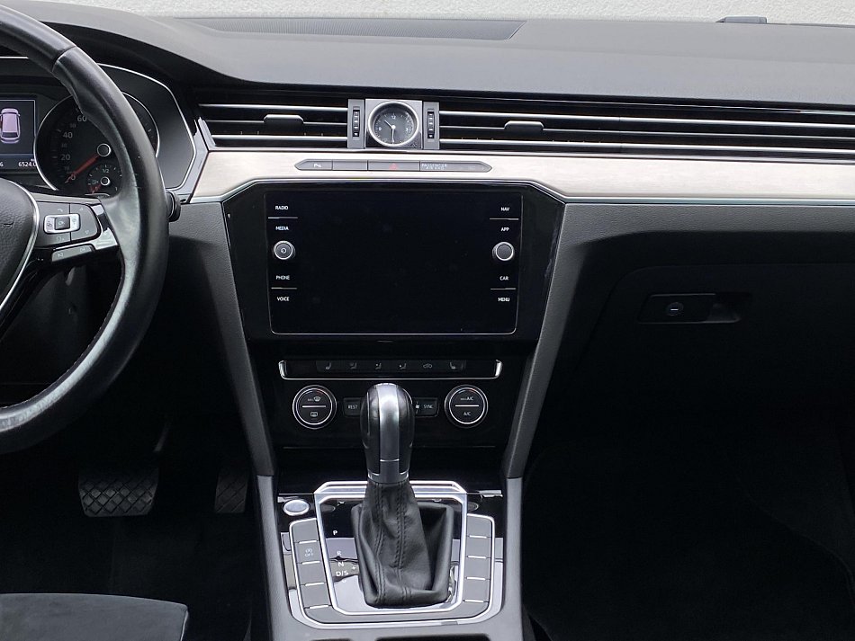 Volkswagen Passat 2.0 TDi Highline