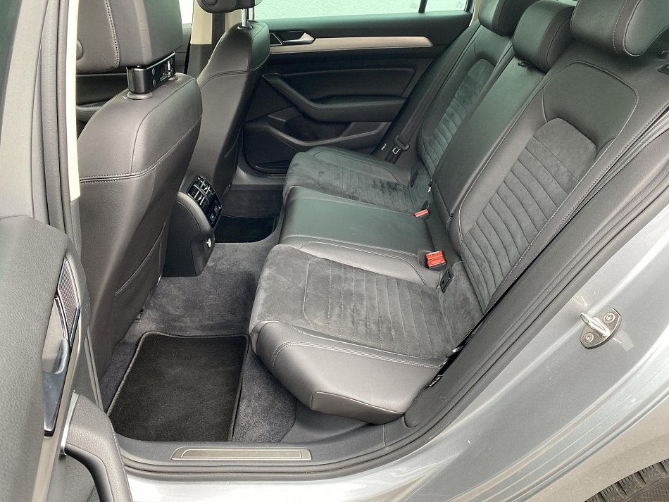 Volkswagen Passat 2.0 TDi Highline