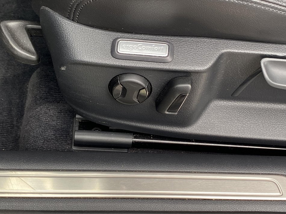 Volkswagen Passat 2.0 TDi Highline