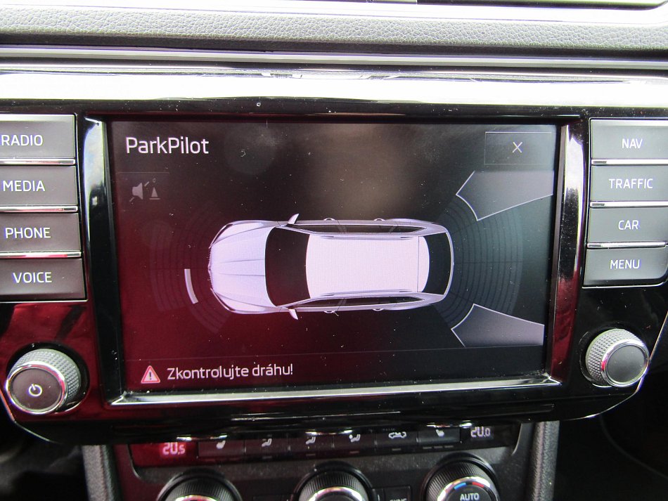 Škoda Superb III 2.0 TDi L&K