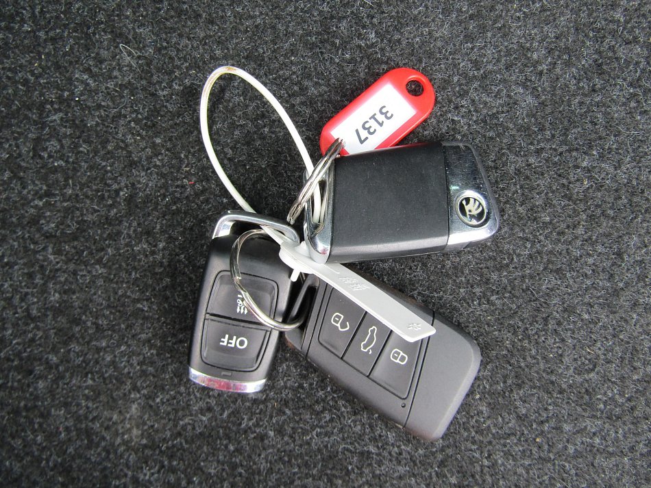 Škoda Superb III 2.0 TDi L&K