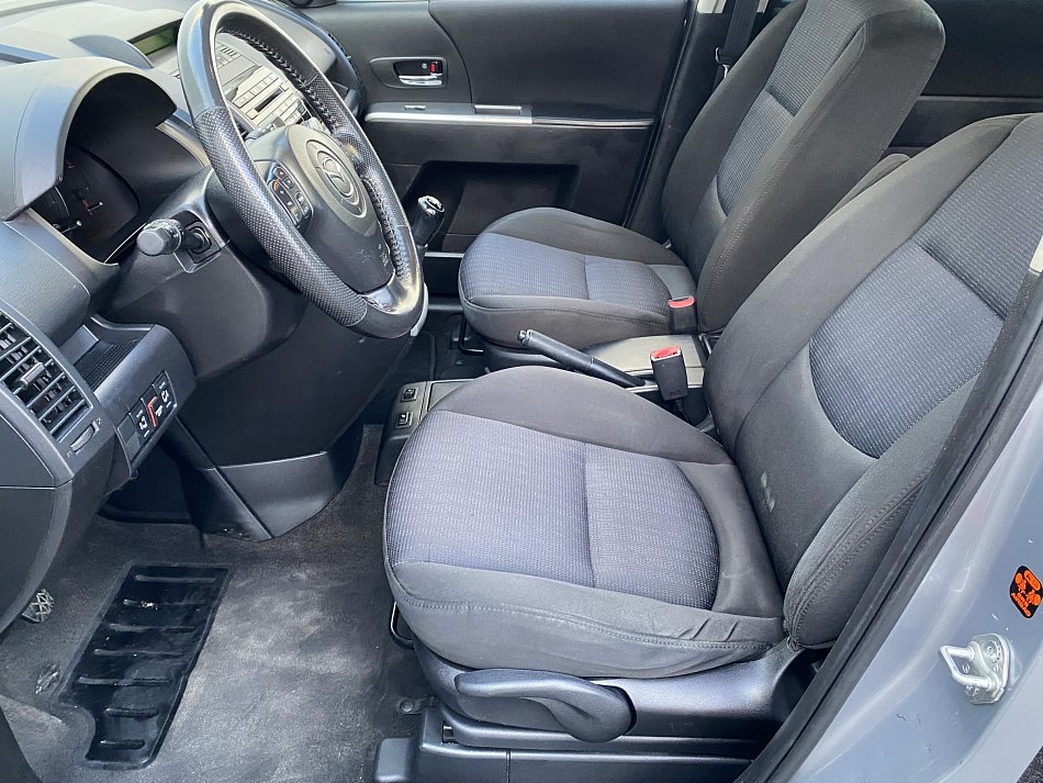 Mazda 5 2.0MZR-CD  7míst