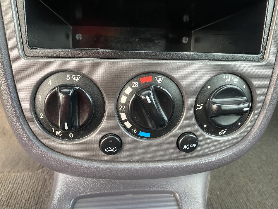 Mercedes-Benz Třída A 1.4 i 