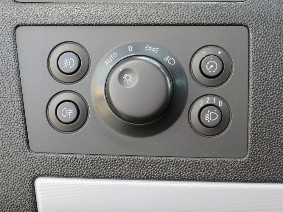 Opel Zafira 1.9CDTI 