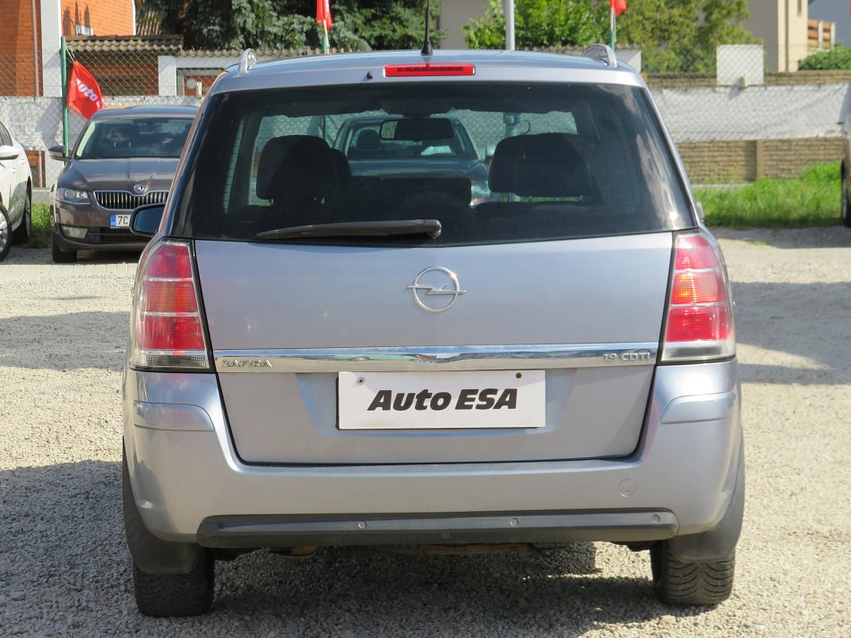 Opel Zafira 1.9CDTI 