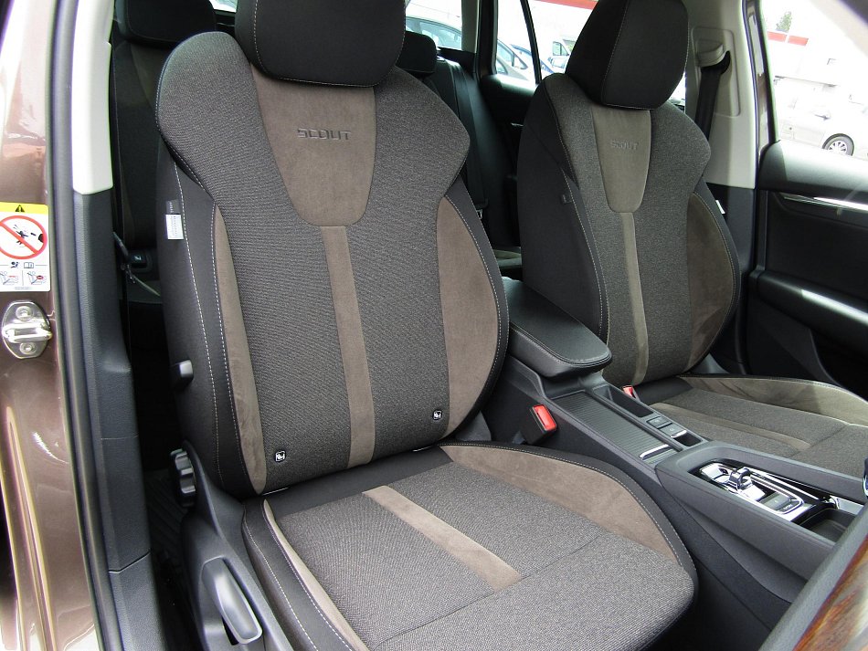 Škoda Octavia IV 2.0 TDi Scout 4x4