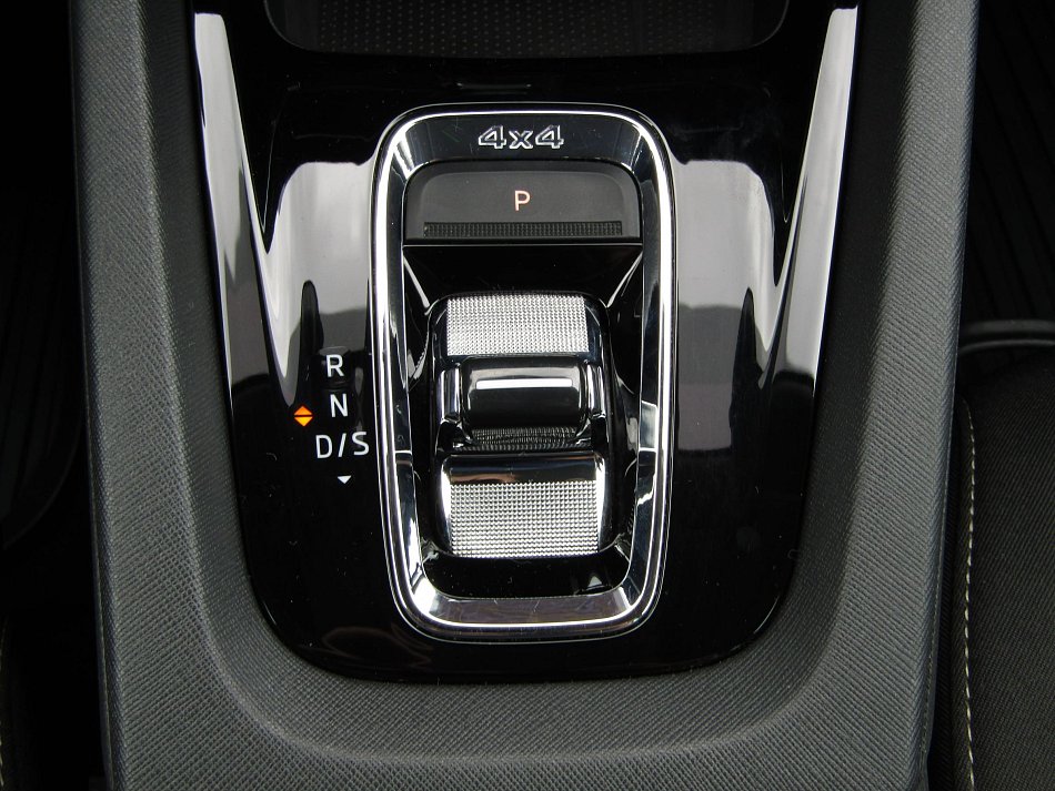 Škoda Octavia IV 2.0 TDi Scout 4x4