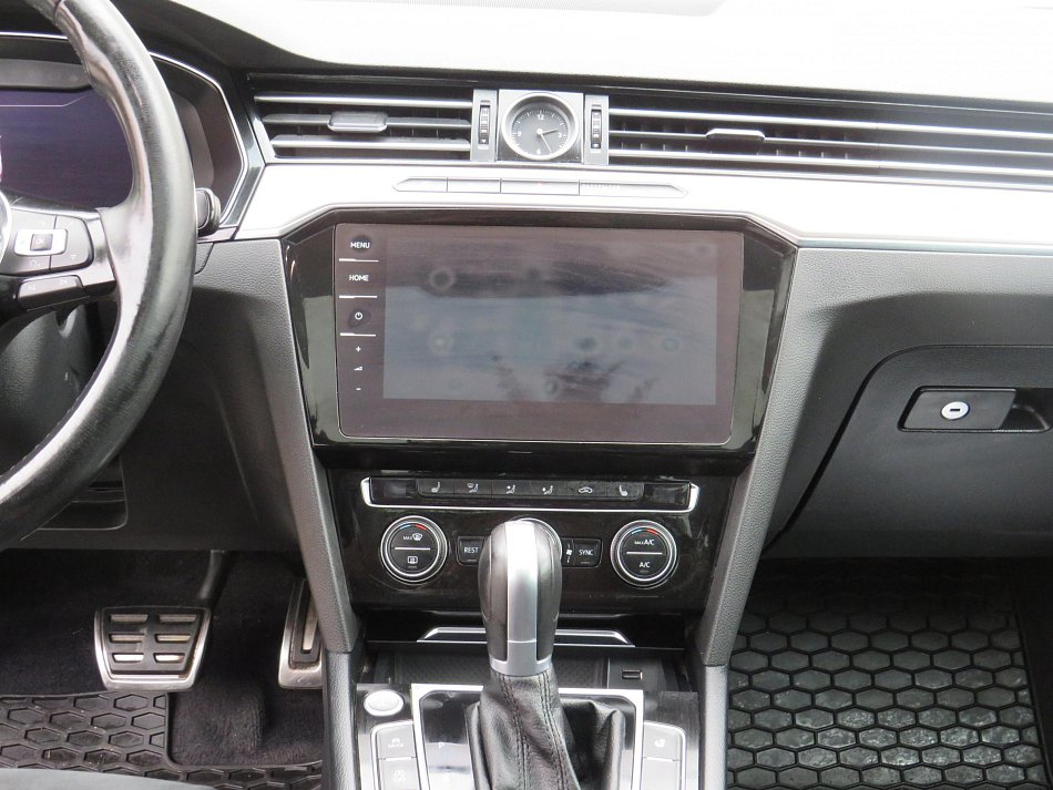 Volkswagen Passat 2.0TSi  4x4