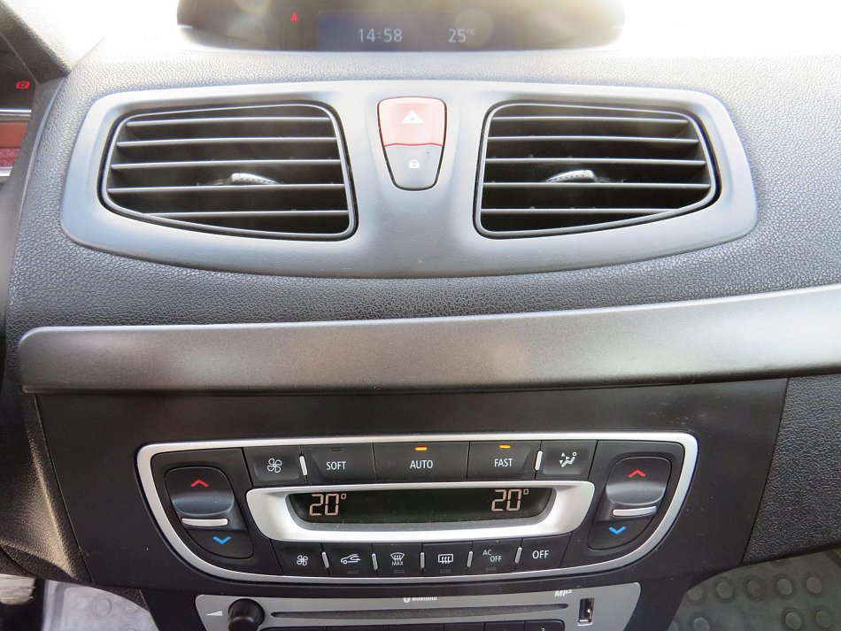 Renault Fluence 1.6i 