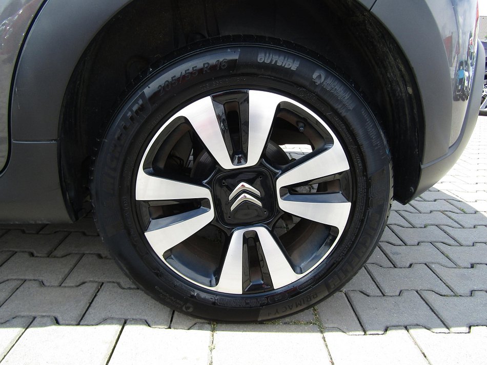 Citroën C3 1.2 PT Shine
