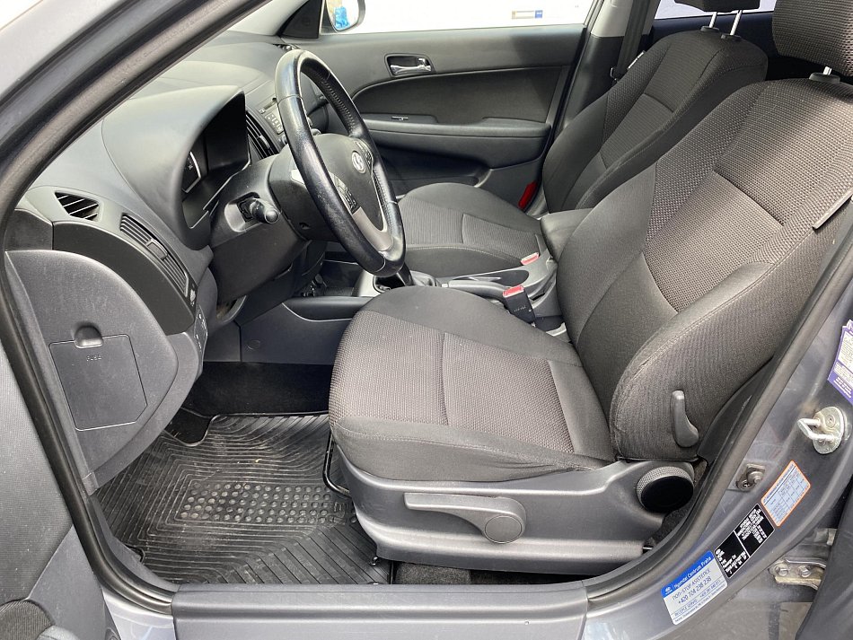 Hyundai I30 1.4 16V 