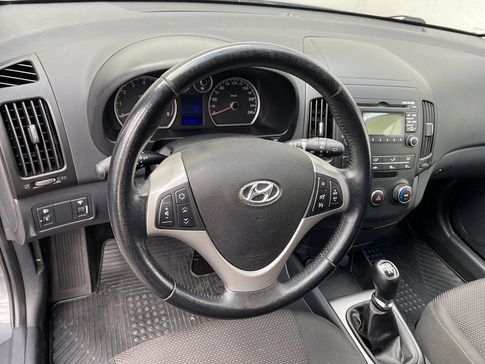 Hyundai I30 1.4 16V 