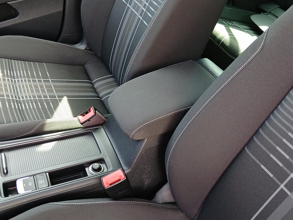 Volkswagen Golf 1.6 TDi Lounge Variant