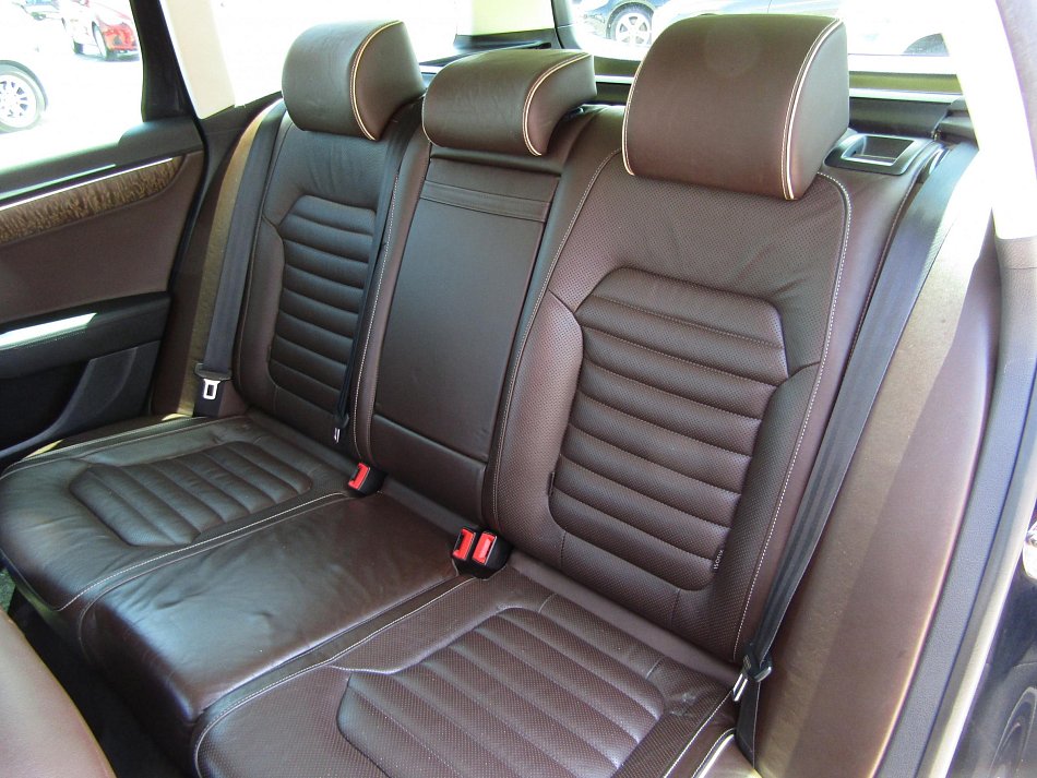 Volkswagen Passat 2.0 TDi 