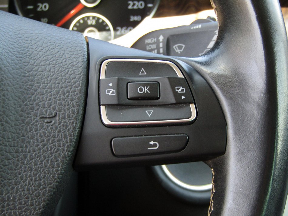 Volkswagen Passat 2.0 TDi 