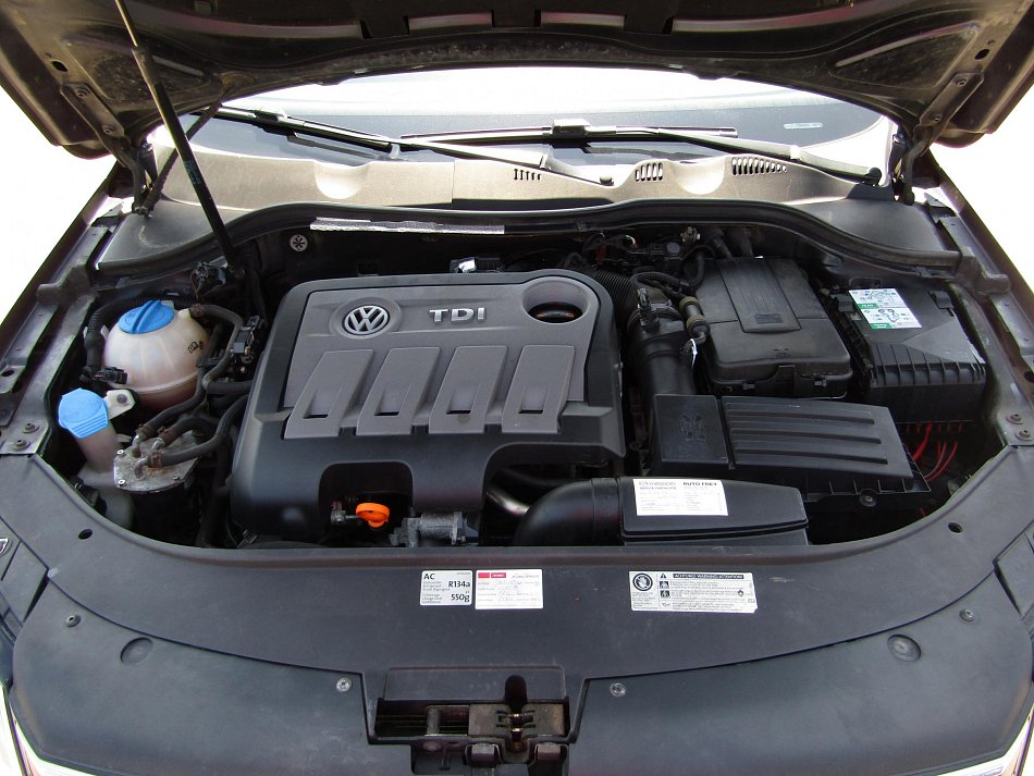 Volkswagen Passat 2.0 TDi 