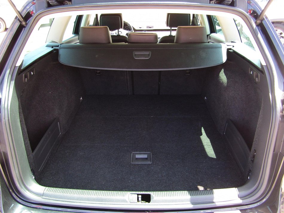Volkswagen Passat 2.0 TDi 