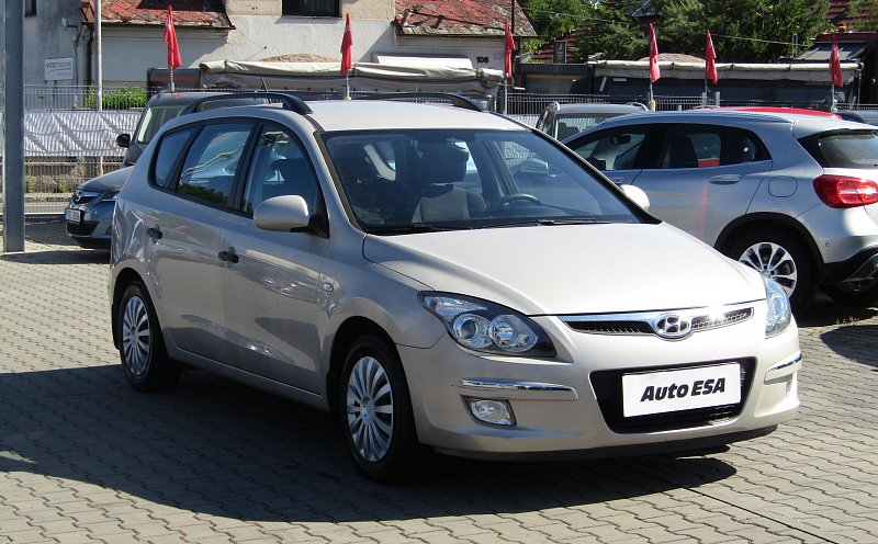 Hyundai I30 1.4 i  16V 