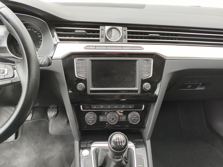 Volkswagen Passat 2.0 TDi Highline