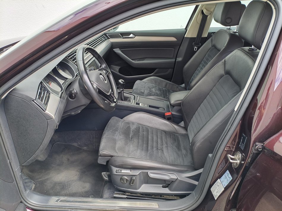 Volkswagen Passat 2.0 TDi Highline
