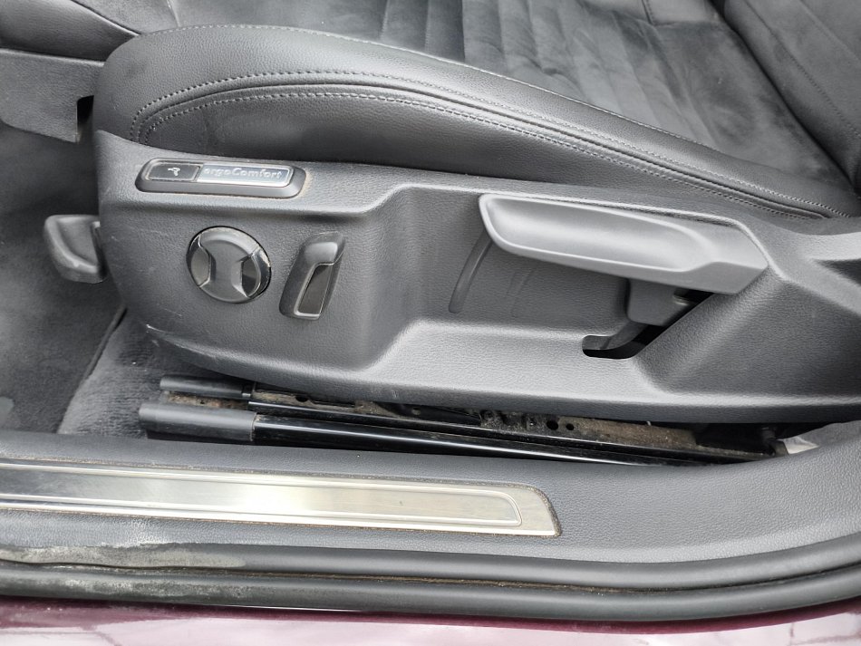 Volkswagen Passat 2.0 TDi Highline