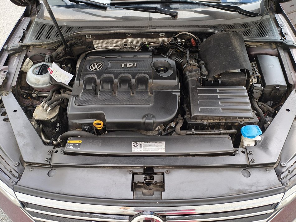 Volkswagen Passat 2.0 TDi Highline