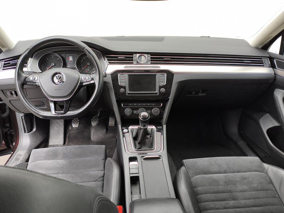 Volkswagen Passat 2.0 TDi Highline