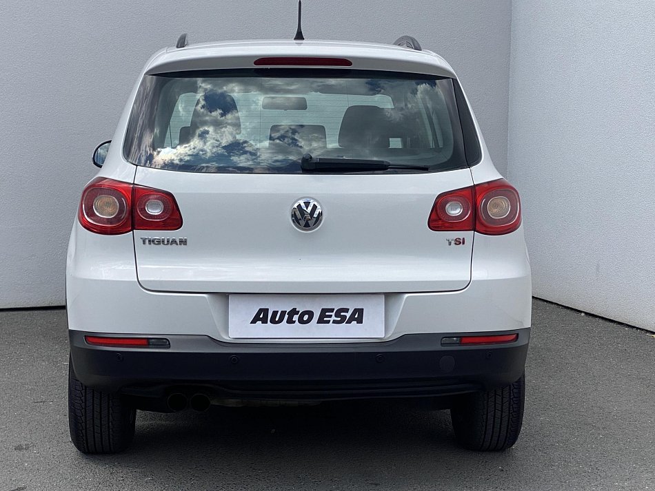 Volkswagen Tiguan 1.4TSi 
